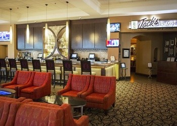 Rosen Plaza Jack's Lobby Lounge