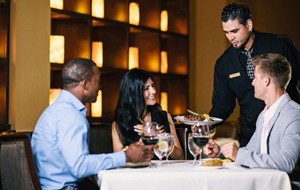 Rosen Plaza Hotel Orlando - Magical Dining at Jack's Place Restaurant